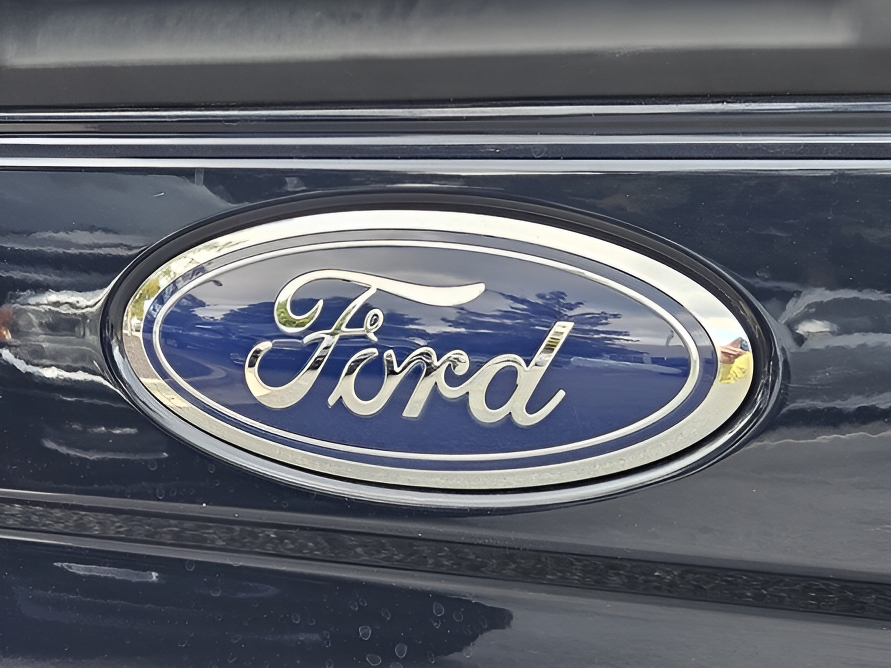 Used 2022 Ford F250 Lariat w/ Lariat Ultimate Package AWD/4WD image 30