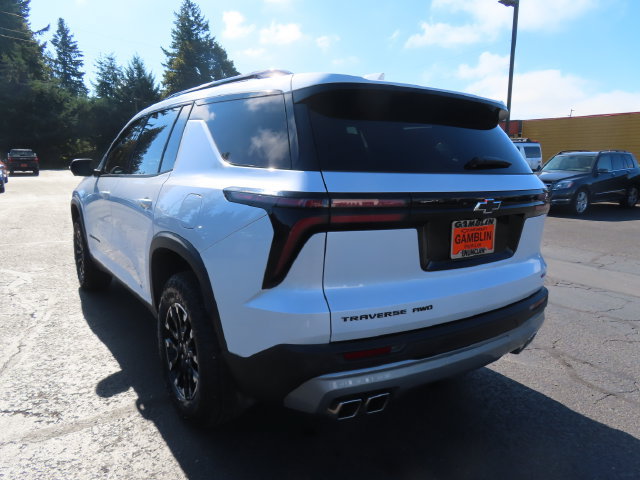 Used 2024 Chevrolet Traverse Z71 w/ LPO, Floor Liner Package AWD/4WD image 5