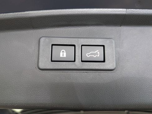 New 2025 Subaru Outback Premium image 24