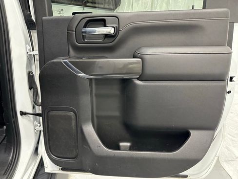 Used 2022 GMC Sierra 2500 AT4 image 50