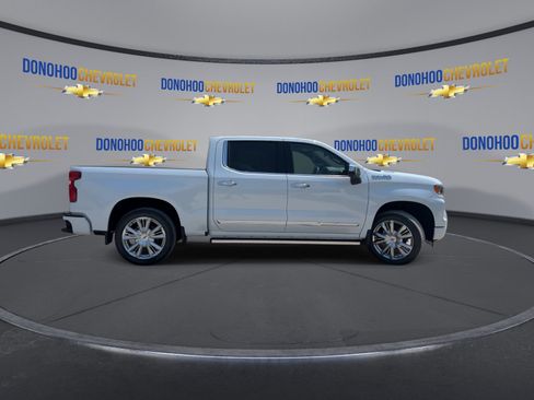 New 2026 Chevrolet Silverado 1500 High Country AWD/4WD image 12