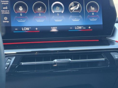 Used 2023 BMW X1 xDrive28i w/ Convenience Package image 25