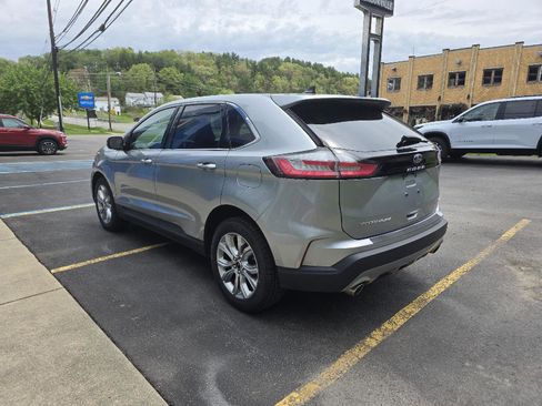 Used 2024 Ford Edge Titanium AWD/4WD image 6