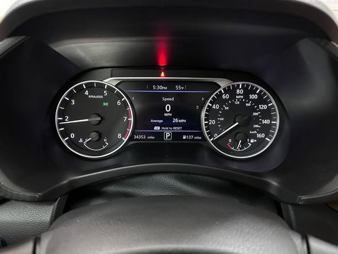 Used 2022 Nissan Sentra SV w/ SV Premium Package image 31