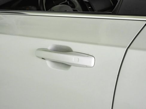 Used 2020 Volvo XC90 T5 Momentum w/ Protection Package Premier FWD image 31