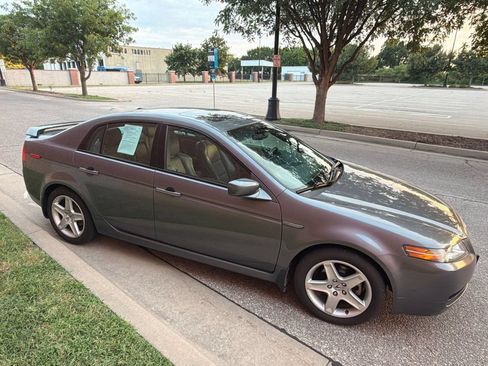 Used 2004 Acura TL FWD image 4