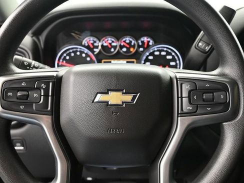 Used 2022 Chevrolet Silverado 1500 Custom w/ Safety Confidence Package image 29