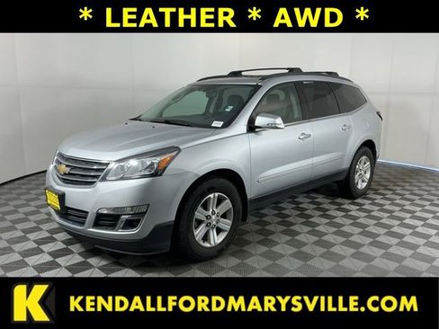 Used 2014 Chevrolet Traverse LT image 1