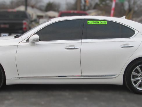 Used 2012 Lexus LS 460 AWD image 4