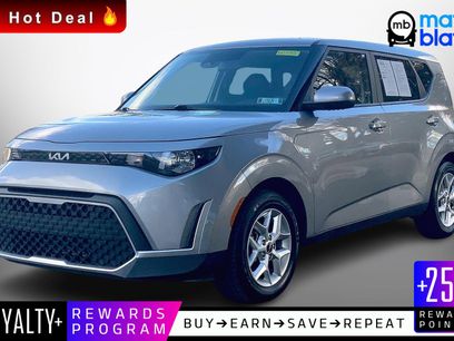 Used 2023 Kia Soul LX w/ LX Technology Package