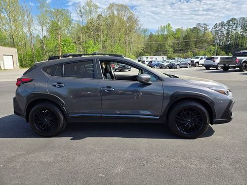 Used 2024 Subaru Crosstrek 2.5i Limited w/ Crosstrek Mirror Package AWD/4WD image 9