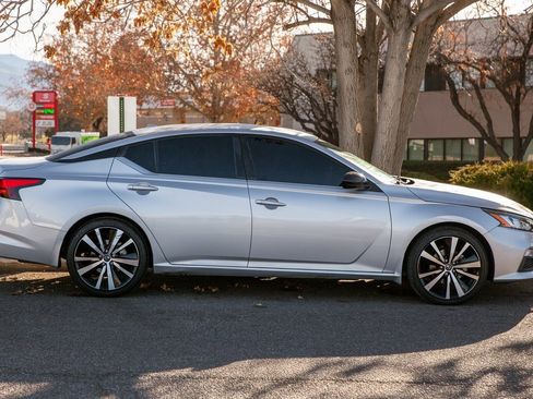 Used 2020 Nissan Altima 2.5 SR image 4