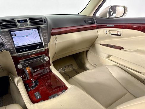 Used 2012 Lexus LS 460 image 30