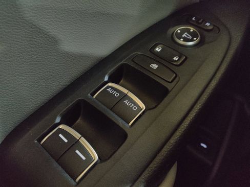 Used 2018 Honda Accord EX-L image 27