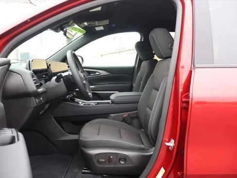 New 2026 Chevrolet Traverse LT w/ Driver Confidence Package image 14