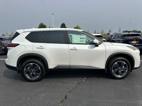 New 2026 Nissan Rogue SV image 2