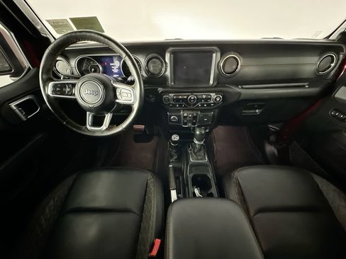 Used 2021 Jeep Wrangler Unlimited Sahara AWD/4WD image 10