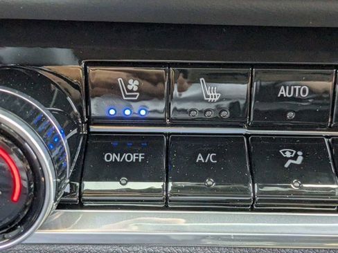 New 2026 Chevrolet Equinox RS w/ Convenience Package III FWD image 29