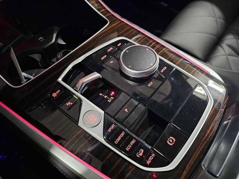 New 2026 BMW X5 xDrive40i w/ M Sport Package image 22