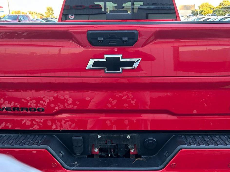 Used 2022 Chevrolet Silverado 2500 LT w/ Convenience Package AWD/4WD image 5
