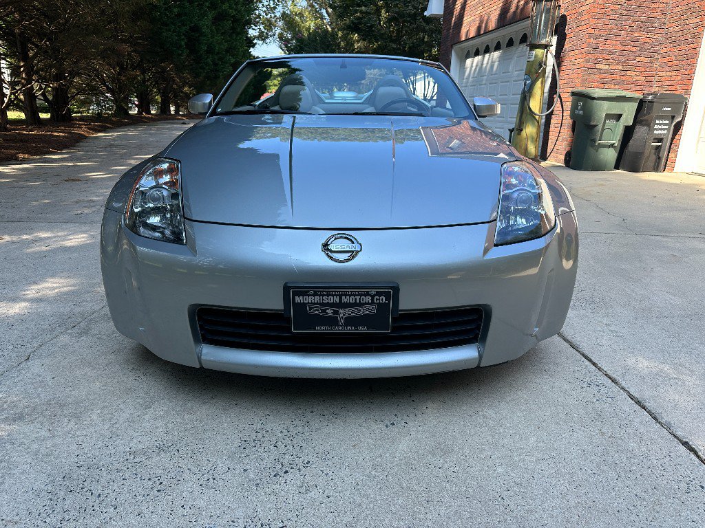 Used 2005 Nissan 350Z Touring RWD image 14