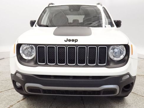 Certified 2023 Jeep Renegade Latitude w/ Sun/Sound Group AWD/4WD image 12