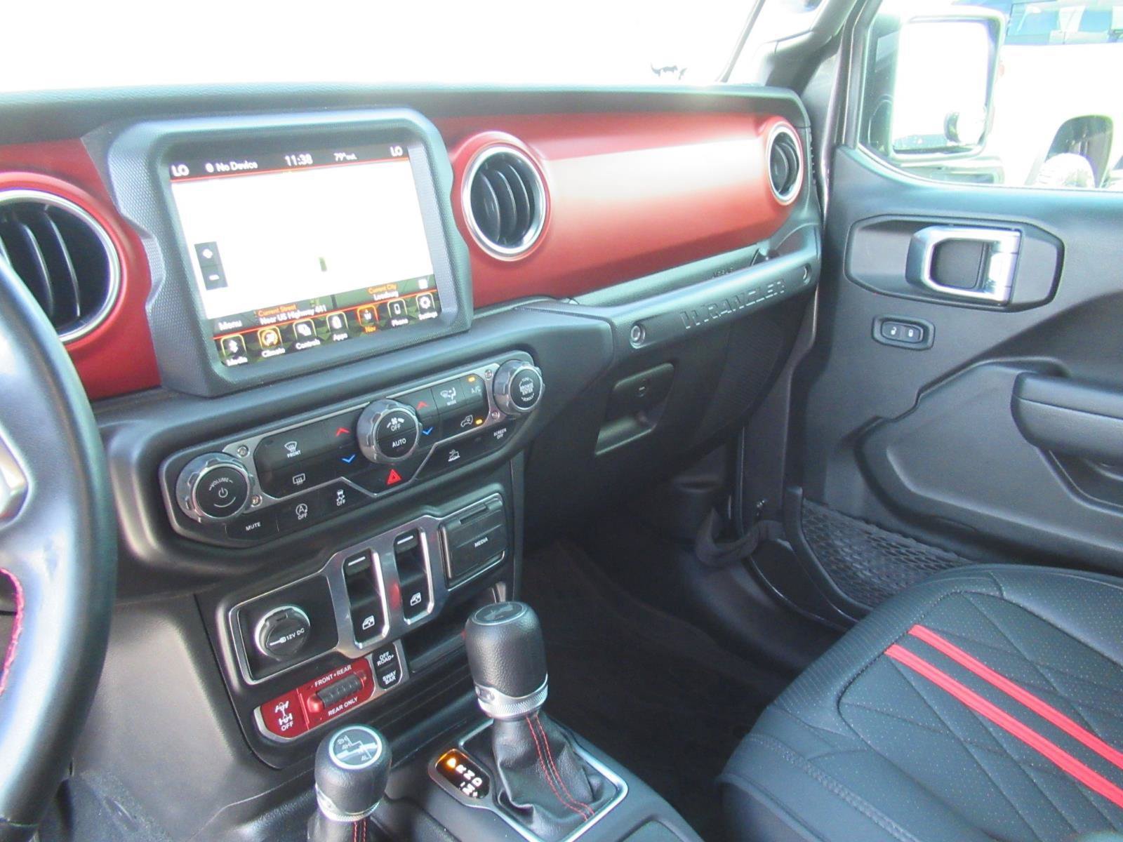 Used 2022 Jeep Wrangler Rubicon AWD/4WD image 13