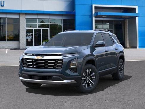 New 2025 Chevrolet Equinox LT w/ Convenience Package II image 6
