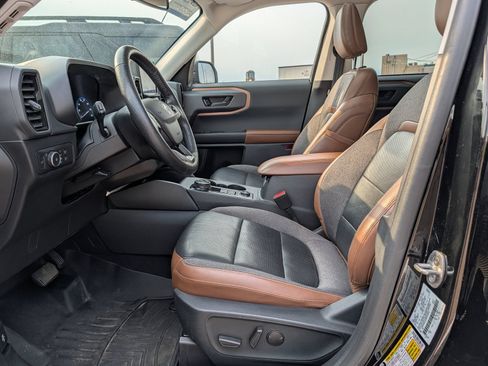Certified 2021 Ford Bronco Sport Outer Banks w/ Outer Banks Package AWD/4WD image 16