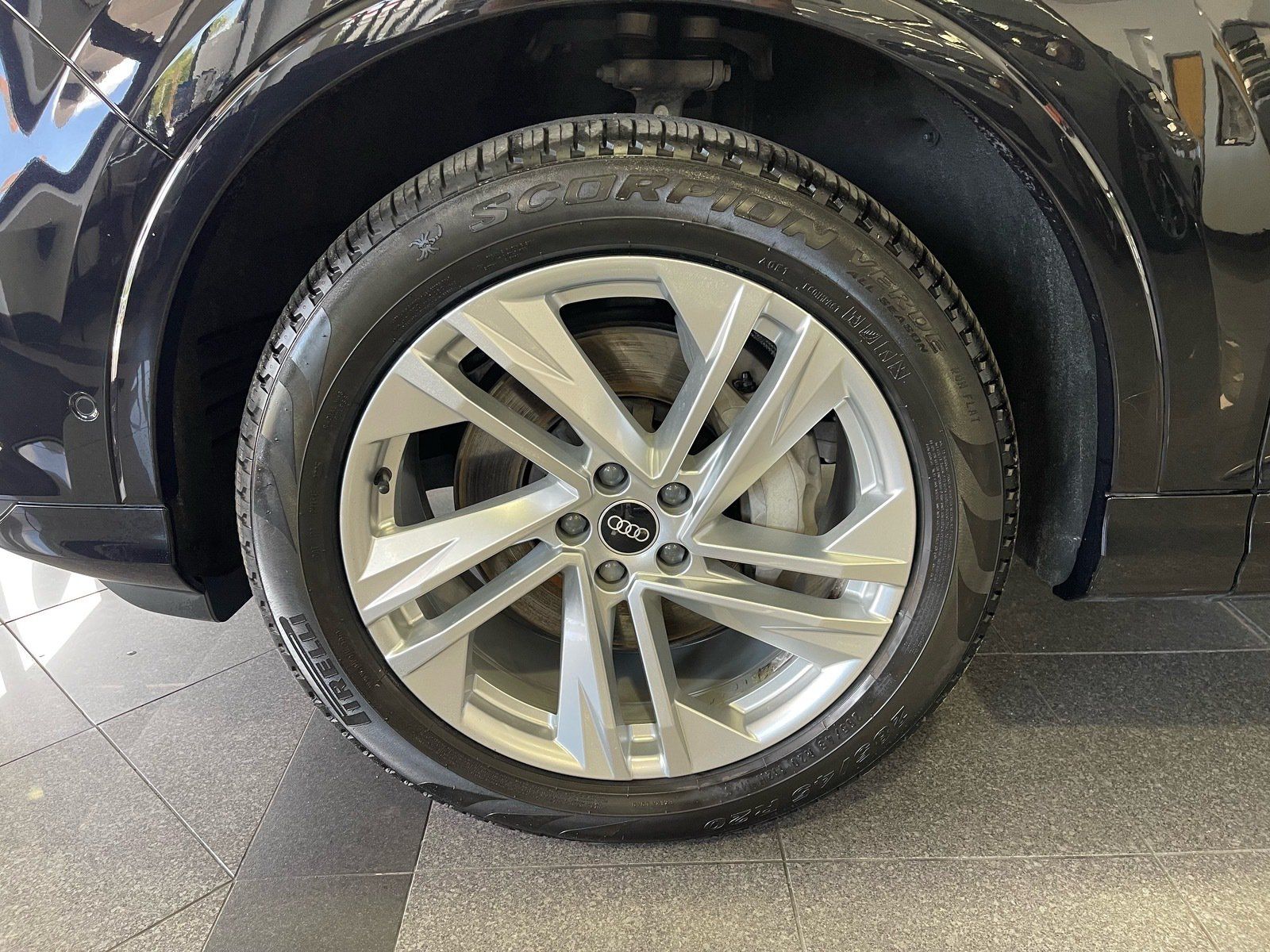 Used 2021 Audi Q7 3.0T Premium AWD/4WD image 21