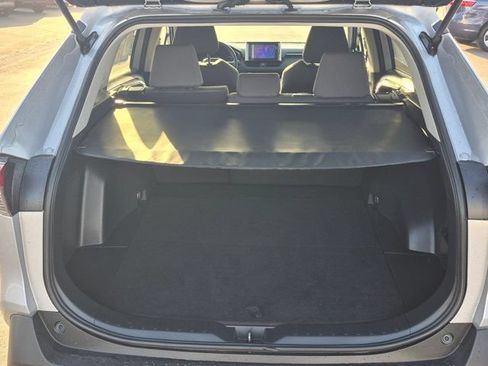 Used 2024 Toyota RAV4 XLE FWD image 9