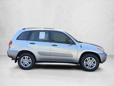 Used 2002 Toyota RAV4 2WD image 4