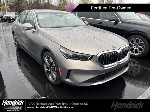 Used 2026 BMW 530i 530i image 1