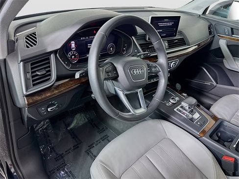 Used 2018 Audi Q5 2.0T Premium Plus w/ Premium Plus Package image 19