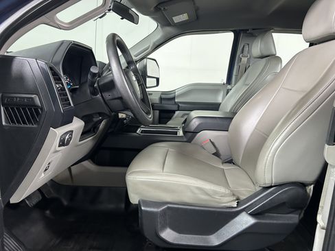 Used 2016 Ford F150 XL w/ Equipment Group 101A Mid AWD/4WD image 10