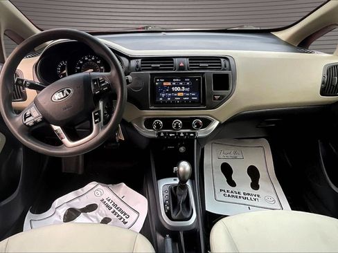 Used 2013 Kia Rio LX FWD image 7