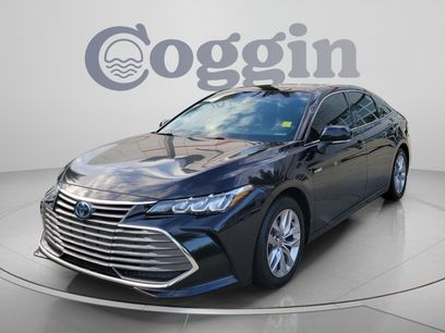 Used 2021 Toyota Avalon XLE w/ Moonroof Package
