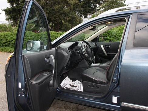 Used 2012 Nissan Rogue SL AWD/4WD image 5