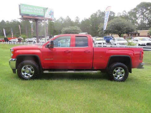 Used 2019 GMC Sierra 2500 SLE AWD/4WD image 1