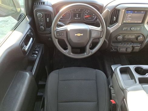 Used 2021 Chevrolet Silverado 1500 Custom image 8