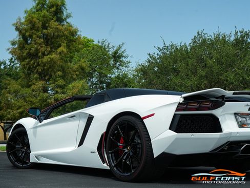Used 2016 Lamborghini Aventador LP 700-4 image 50
