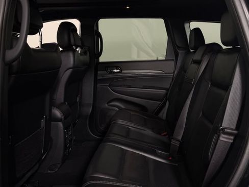 Used 2021 Jeep Grand Cherokee Limited AWD/4WD image 29