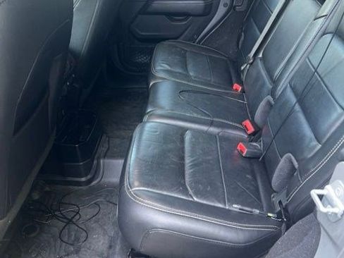 Used 2021 Jeep Wrangler Unlimited Sahara AWD/4WD image 3
