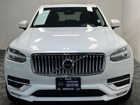 Used 2023 Volvo XC90 B6 Plus AWD/4WD image 2