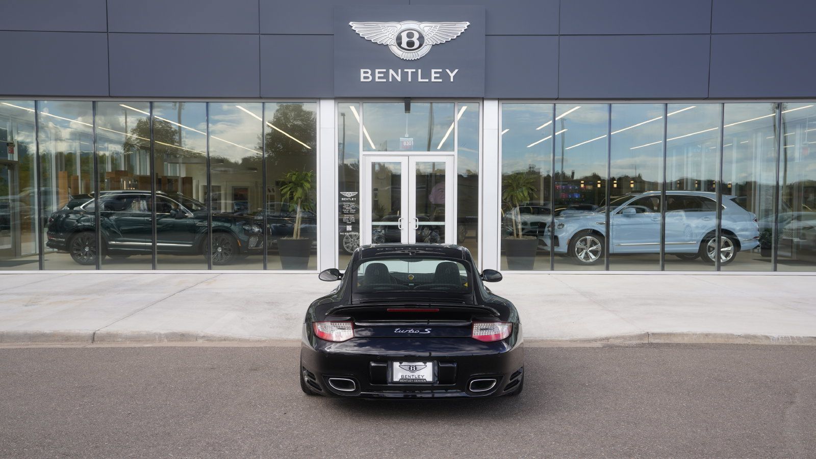 Used 2013 Porsche 911 Turbo S AWD/4WD image 11