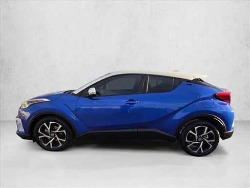 Used 2018 Toyota C-HR XLE image 9