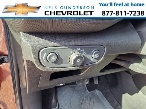 Used 2022 Chevrolet TrailBlazer LT w/ Convenience Package AWD/4WD image 17