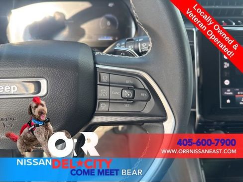 Used 2023 Jeep Grand Cherokee L Laredo image 22