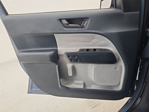 Used 2024 Ford Maverick XLT image 31