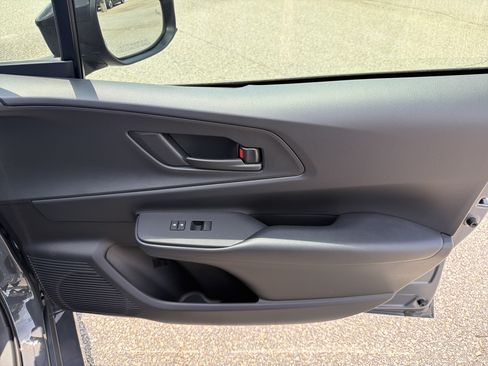 New 2026 Toyota Prius Plug-In Hybrid FWD image 14